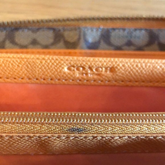 Coach wallet - Picture 3 of 10